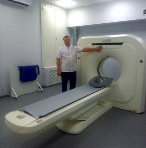 Специалисты проходят обучение для работы на новом оборудовании. В тестовом режиме аппарат начнет работу уже на следующей неделе.