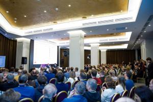 В формате открытого диалога участники события получили ответы на вопросы о развитии бизнеса в Самарской области, ключевых отраслях, в которых развиваются инвестиционные проекты, возможностях для бизнеса в регионе и мерах господдержки.