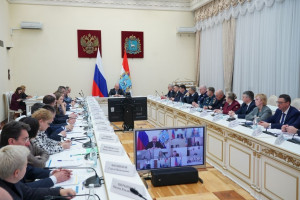 В настоящее время вакцинацию прошли 1 млн 630 тысяч жителей региона, что составляет 84% от плана вакцинации и 57% от численности населения.