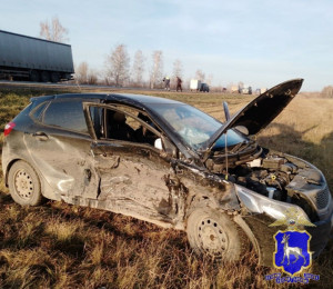 Три человека пострадали в ДТП в селе Подстепки