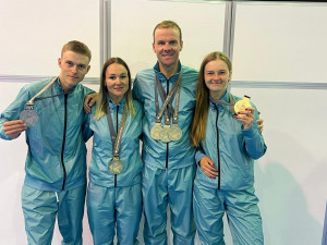 В соревнованиях среди спортсменов с нарушением слуха принимает участие сборная России. Сегодня состоялись соревнования по велоспорту.