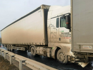 В Камышлинском районе столкнулись Volvo, SITRAK и Lada Vesta