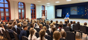 Актуальность проведения урока вызвана социальной значимостью мероприятий направленных на обеспечение безопасности детей в повседневной жизни и в условиях ЧС.