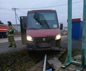 В Сызранском районе произошло ДТП с микроавтобусом