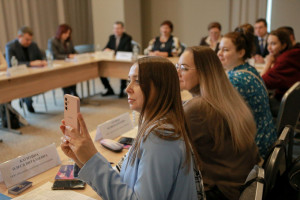 В том числе создание совместных экскурсионных маршрутов, привлекательных для жителей и гостей обоих регионов, и обмен лучшими практиками в сфере гостеприимства.