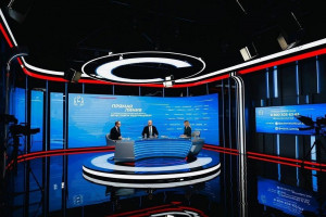 Началась прямая линия с губернатором Самарской области Вячеславом Федорищевым