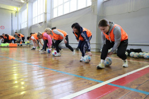 Программа мероприятий стартовала с образовательного семинара для учителей физической культуры – всего в нем приняли участие более 50 человек из Самары и региона.