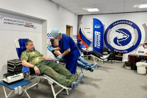 Декада добрых дел: самарские активисты сдали кровь в День добровольца