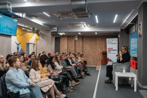 Более 400 жителей региона – предпринимателей, руководителей, инвесторов – посетили мероприятия форума очно, еще около 1000 человек подключились к секциям онлайн. 