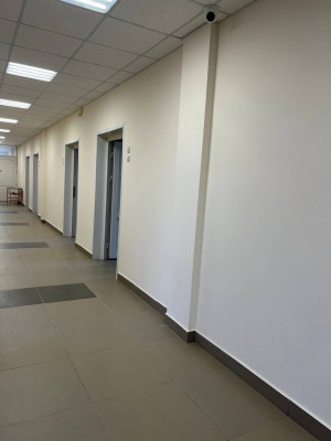 В рамках обновления была перестроена внутренняя логистика медучреждения. Ранее диагностические службы и кабинеты узких специалистов располагались в разных корпусах, что создавало неудобства для пациентов.