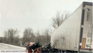 На трассе "Обход Самары" столкнулись два большегруза