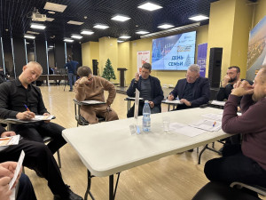 Важной частью подготовки стало знакомство с наставниками, прохождение двух стажировок и запуск собственных проектов.