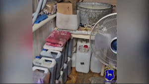 По подозрению в покушении на незаконный сбыт наркотических средств задержаны два безработных местных жителя.