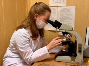 Специалисты различными методами определяют посевные качества семян: чистоту, всхожесть, жизнеспособность.