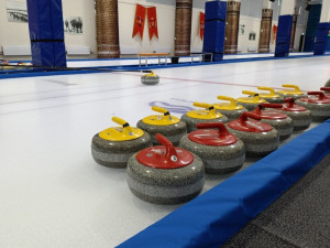 В Самаре в керлинг-центре Дворца спорта имени Владимира Высоцкого завершились соревнования за Кубок России по керлингу на колясках среди смешанных команд.