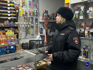 в Сызрани пенсионерка устроила нелегальный склад пиротехники в обычной квартире