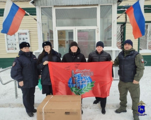 Полицейские Самарской области поддержали бойцов специальной военной операции гуманитарной помощью
