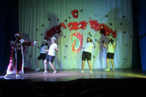 В ИК-15 прошел новогодний КВН