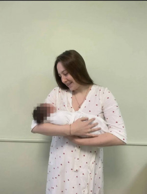 1 января родились 13 мальчиков и 21 девочка.