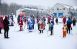 Лыжники вышли на старт в новогодних колпаках или даже в костюмах Деда Мороза. На финише участников ждали кубки, медали и ароматные мандарины.