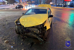 Госпитализирована пассажирка одного из автомобилей.