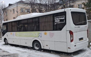 Благодаря мобильному средству работникам культуры будет легче организовывать концерты творческих коллективов в сельских поселениях района.