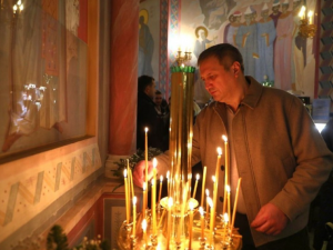 Глава города отметил, что этот светлый праздник отмечают сегодня миллионы православных христиан во всем мире.