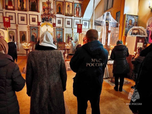 На страже безопасности были задействованы 292 сотрудника и 22 единицы техники.