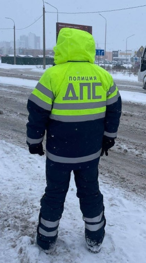 Сотрудники ДПС, патрулирующие территорию, убедились, что медицинская помощь участникам ДТП не требуется, и зафиксировали правонарушения, допущенные водителем.