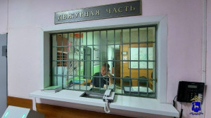 Потерпевшая уехала к родственникам в другой населенный пункт.  