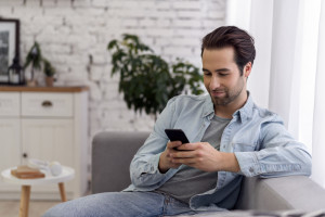 Это первый подобный сервис от телеком-оператора в России, открытый для широкой аудитории.