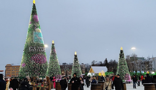 Работу новогоднего комплекса в Самаре продлили до 1 февраля