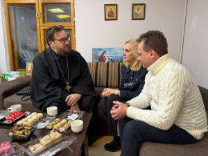 Центр «ОПОРА» функционирует как социальное общежитие, полностью оборудованное для комфортного проживания, реабилитации и досуга.