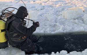 17 января водолазы отряда специального назначения проводили повторные поиски утонувших.
