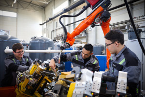 По итогам 2025 года регион не только выполнил, но и существенно перевыполнил установленные плановые значения федерального проекта «Производительность труда».