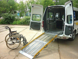 С прошлого года для инвалидов-колясочников стало доступно сопровождение – по итогам года выполнено 79 таких заявок.