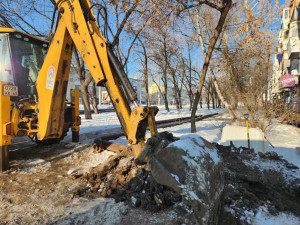 Работы ведутся круглосуточно по обоим адресам. На Калининградской идёт монтаж дополнительной перемычки между действующими линиями, чтобы довести ХВС до штатного режима.