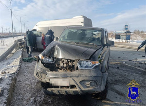 В Кинельском районе УАЗ столкнулся с автобусом