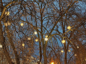 В Самаре до 20 марта уберут новогодние украшения с дорог