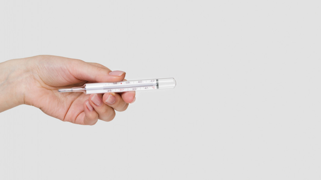 Российский профессор: получить острое отравление из-за разбитого градусника маловероятно