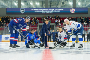 Игроки сборной региона по следж-хоккею и следж-хоккейной команды «Лада» стали почетными гостями матча, который проходил 28 января во Дворце спорта имени Высоцкого.