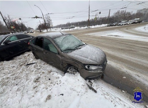 В Тольятти в ДТП в снегопад пострадал подросток