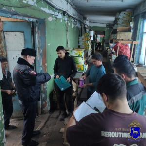 В Тольятти проверили мигрантов на рынке