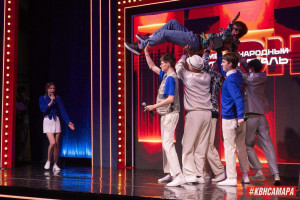 По решению редакторов Международного союза КВН Сборная СамГТУ проведут сезон 2026 в Премьер лиге МС КВН в Перми, а ITигры (ПГУТИ) в телевизионной Первой лиге МС КВН в Тамбове. 