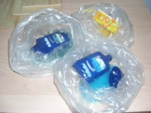 При досмотре продуктовой посылки для осуждённого в двух тюбиках геля для бритья и крема для рук было обнаружено наркотическое вещество.