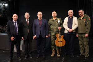 Главный смысл мероприятия — отблагодарить тех, кто каждый день трудится на благо общества.