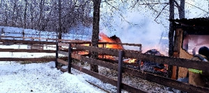 В Ставропольском районе огнем горели хозяйственные постройки на площади 150 квадратных метров