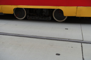 Вечером в понедельник, 16 февраля, в областной столице на пересечении улиц Ново-Садовой и Ново-Вокзальной трамвай сошел с рельсов.