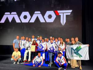 К участию в конкурсе приглашаются работники предприятий и организаций реального сектора экономики негосударственной формы собственности в возрасте от 18 до 35 лет, в том числе молодые семьи с детьми 6-11 лет.