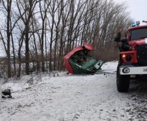 Hyundai снес остановку в Ставропольском районе